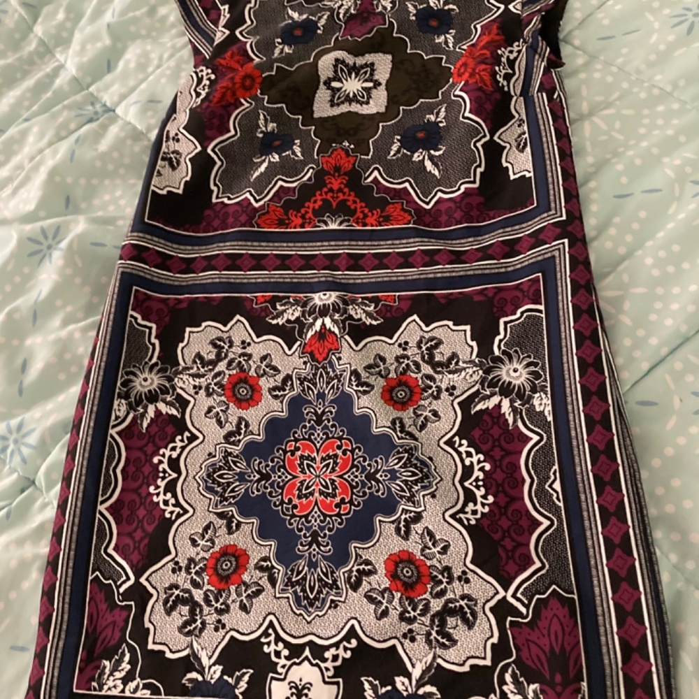 Multi-Color dress - Picture 2 of 3